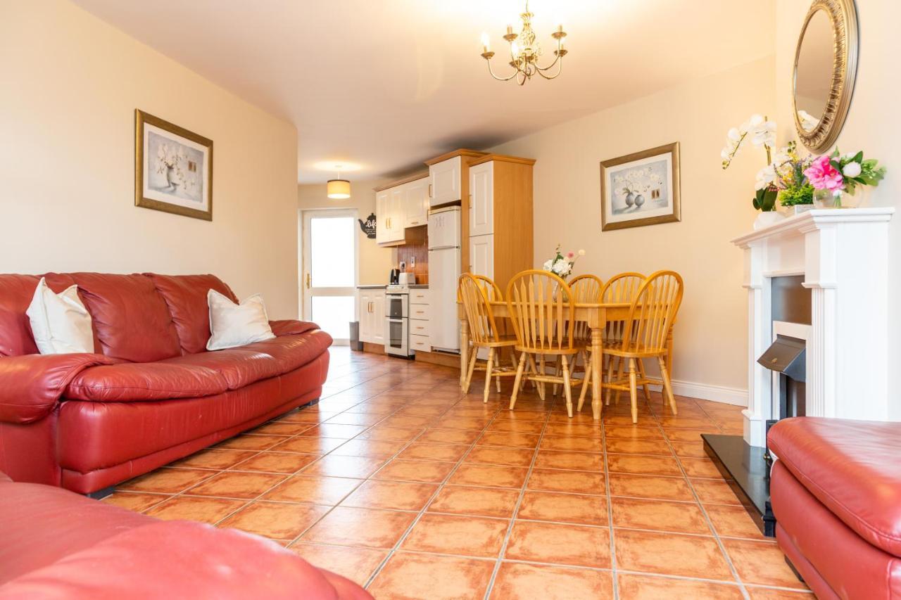 Kerry Holiday Homes At The Killarney Holiday Village Exteriör bild