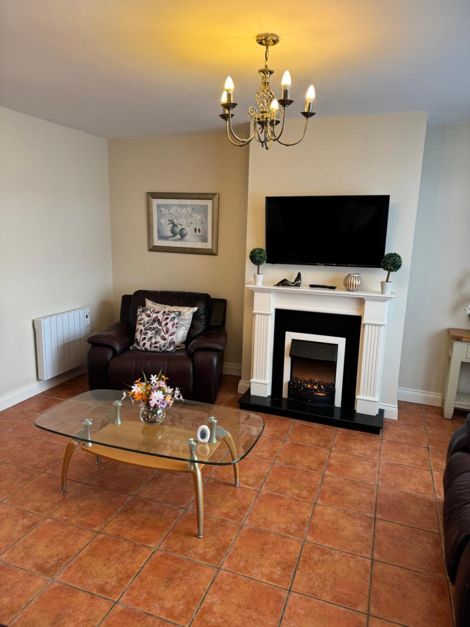 Kerry Holiday Homes At The Killarney Holiday Village Exteriör bild