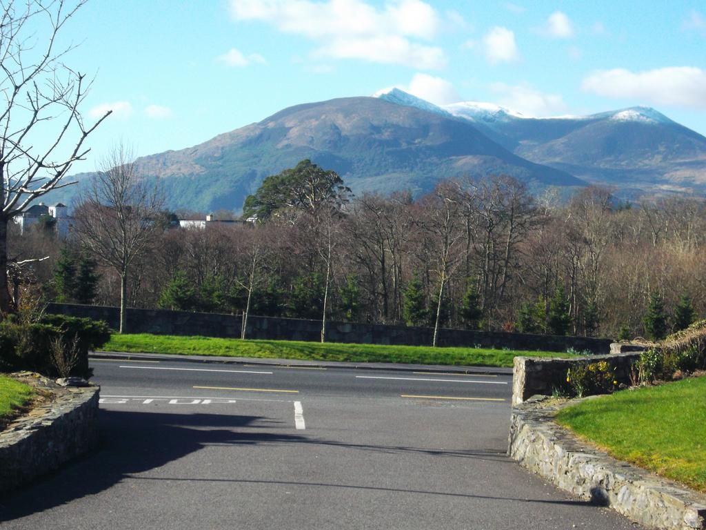 Kerry Holiday Homes At The Killarney Holiday Village Exteriör bild